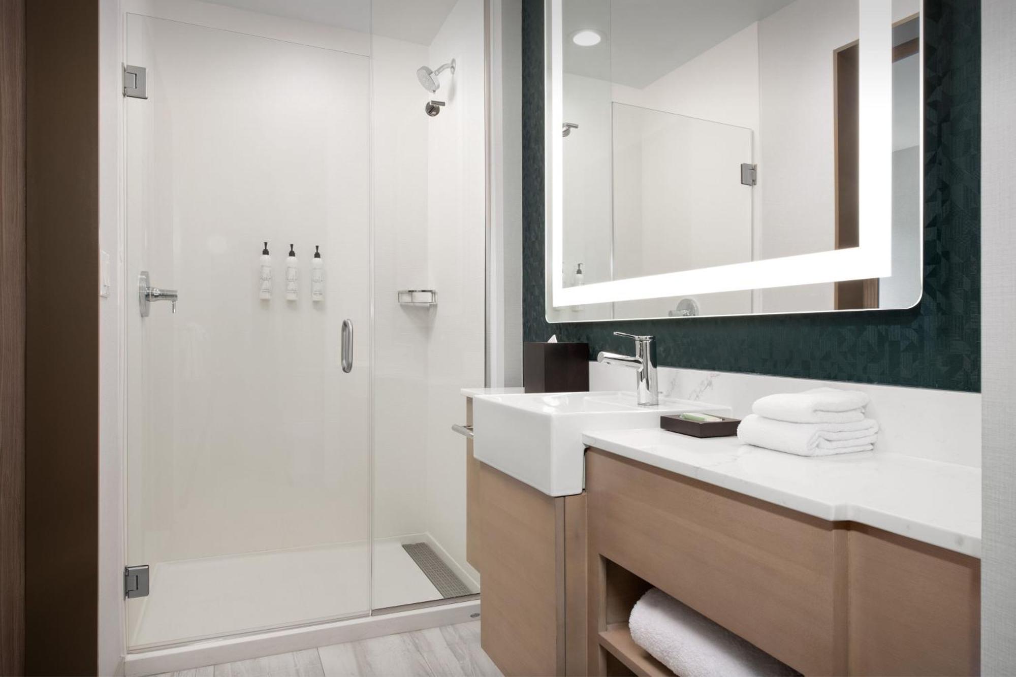 Springhill Suites By Marriott Sandpoint Bagian luar foto