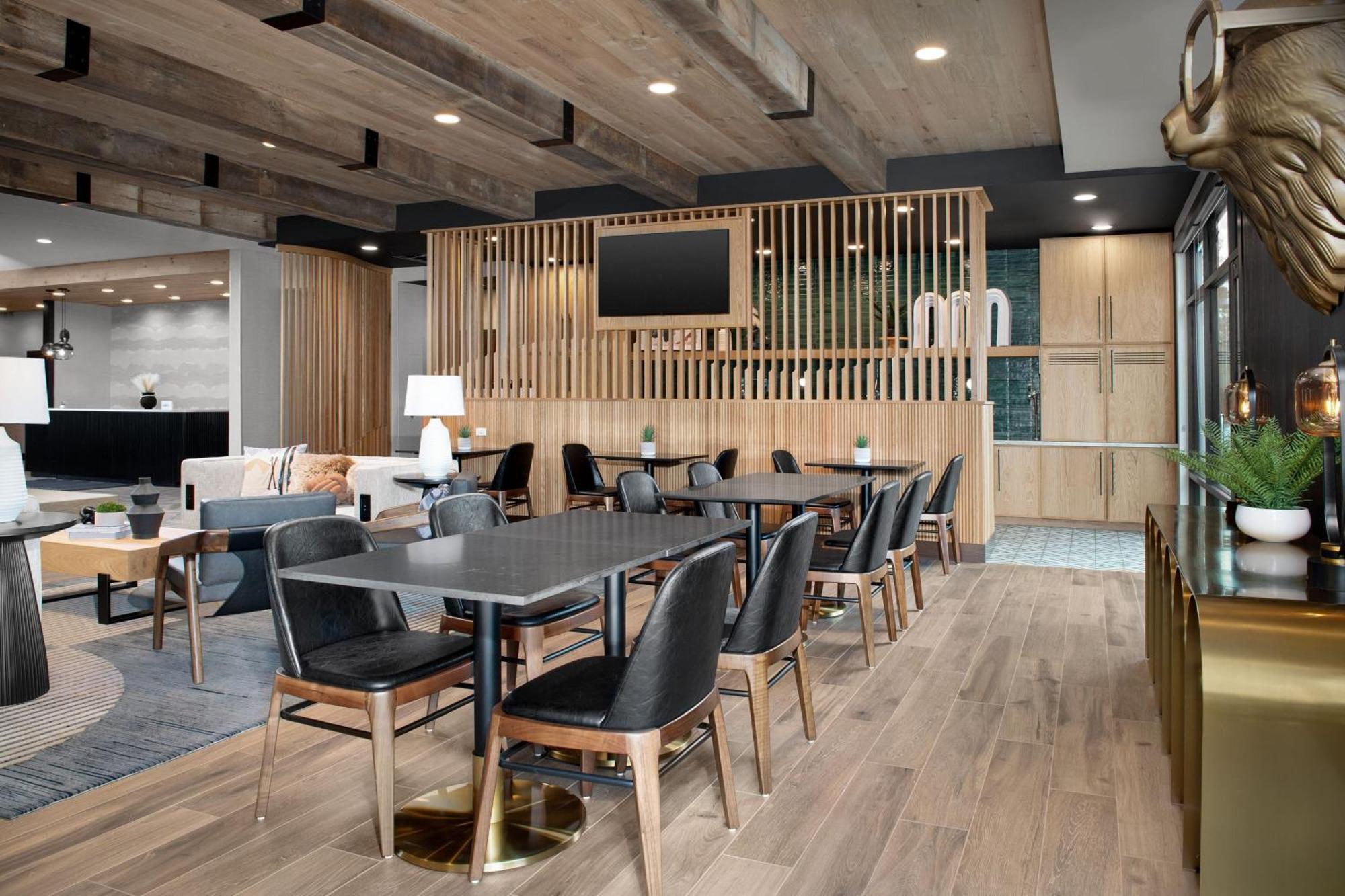 Springhill Suites By Marriott Sandpoint Bagian luar foto
