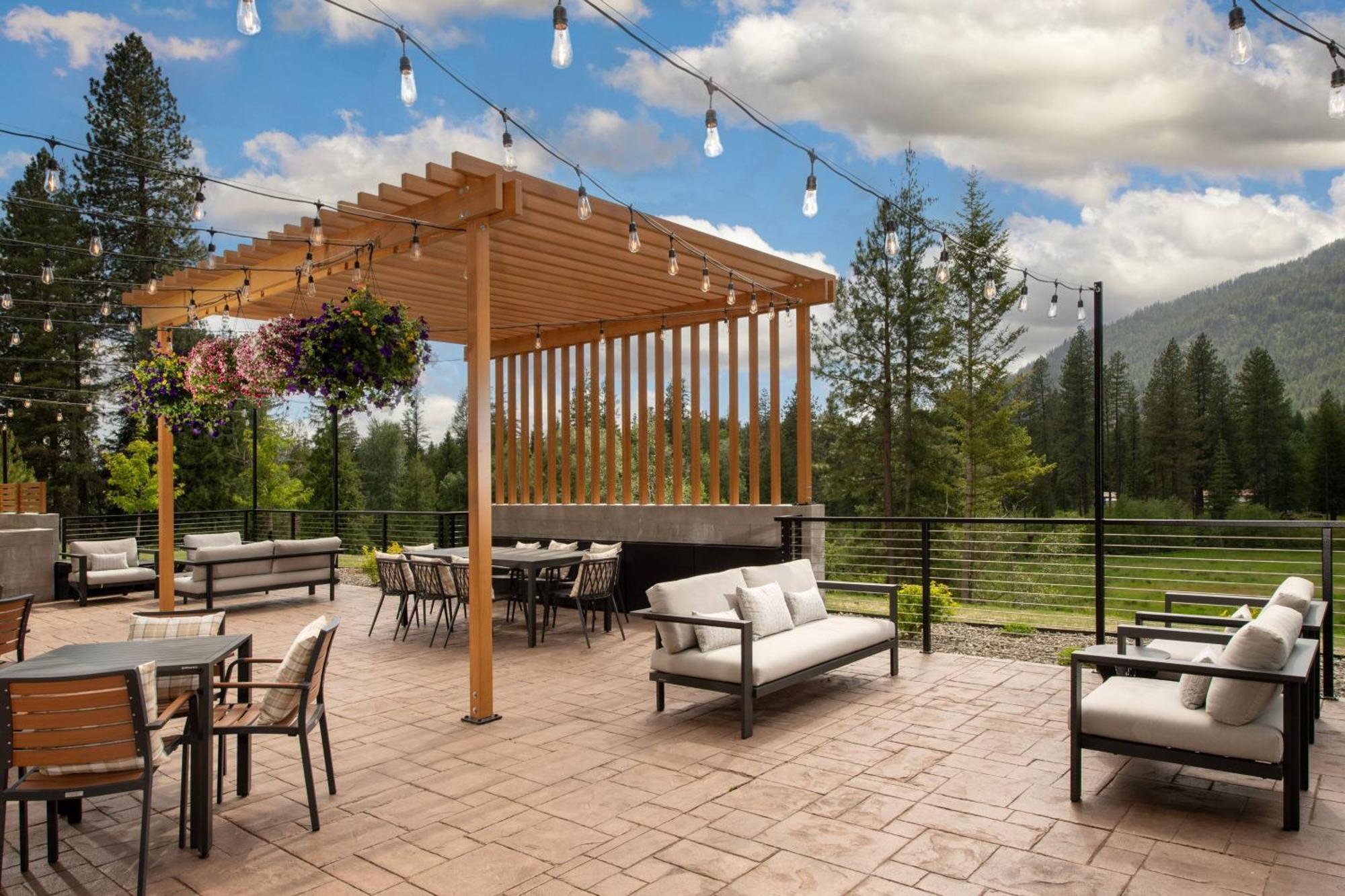 Springhill Suites By Marriott Sandpoint Bagian luar foto